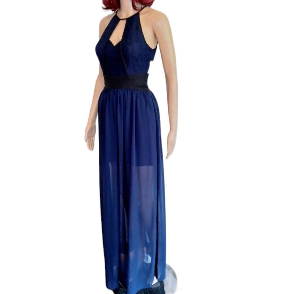BCBGeneration Cutout Maxi Dress - Picture 5 of 11